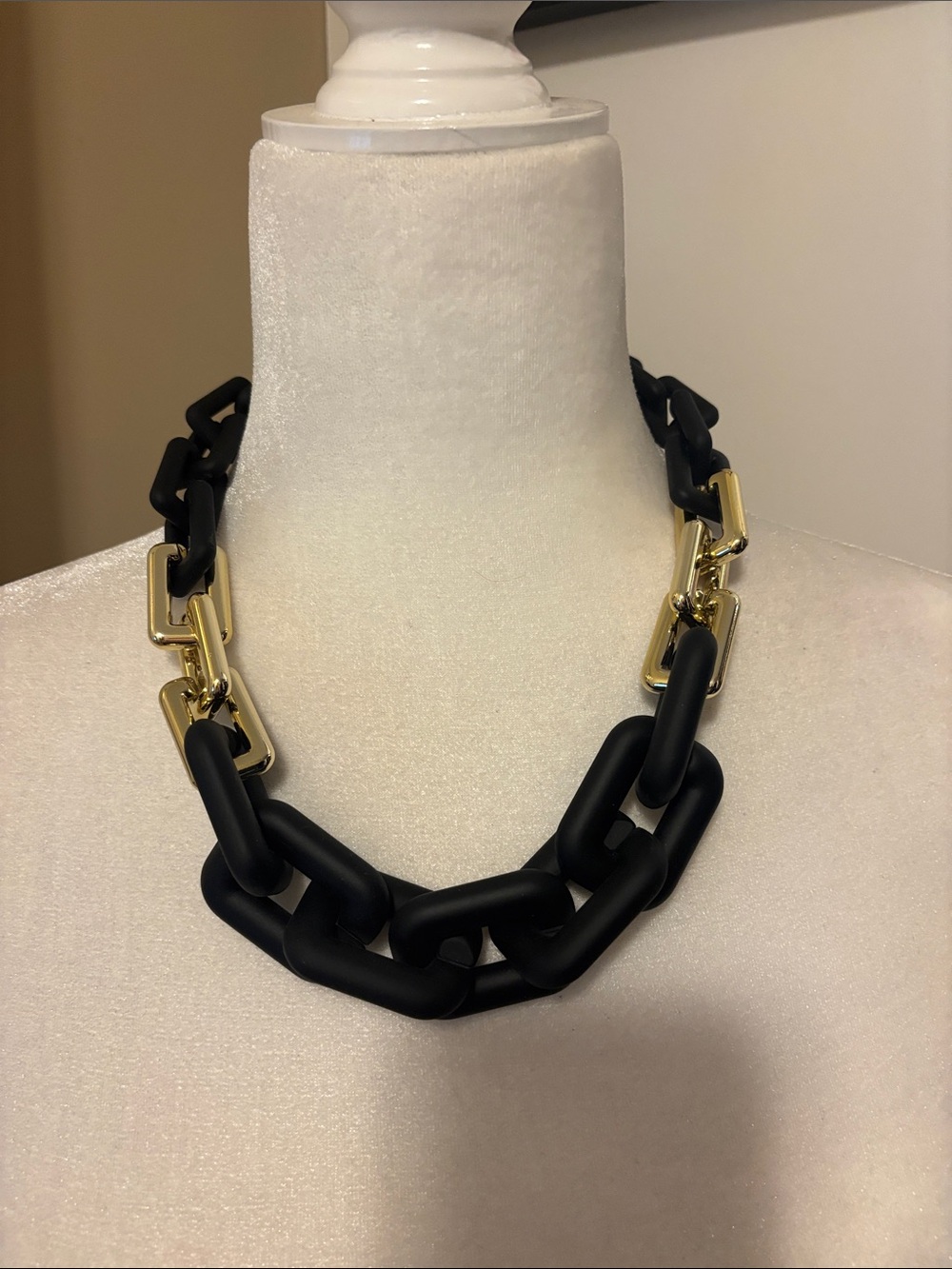 Natasha Couture Black and Gold Matte Link Necklace